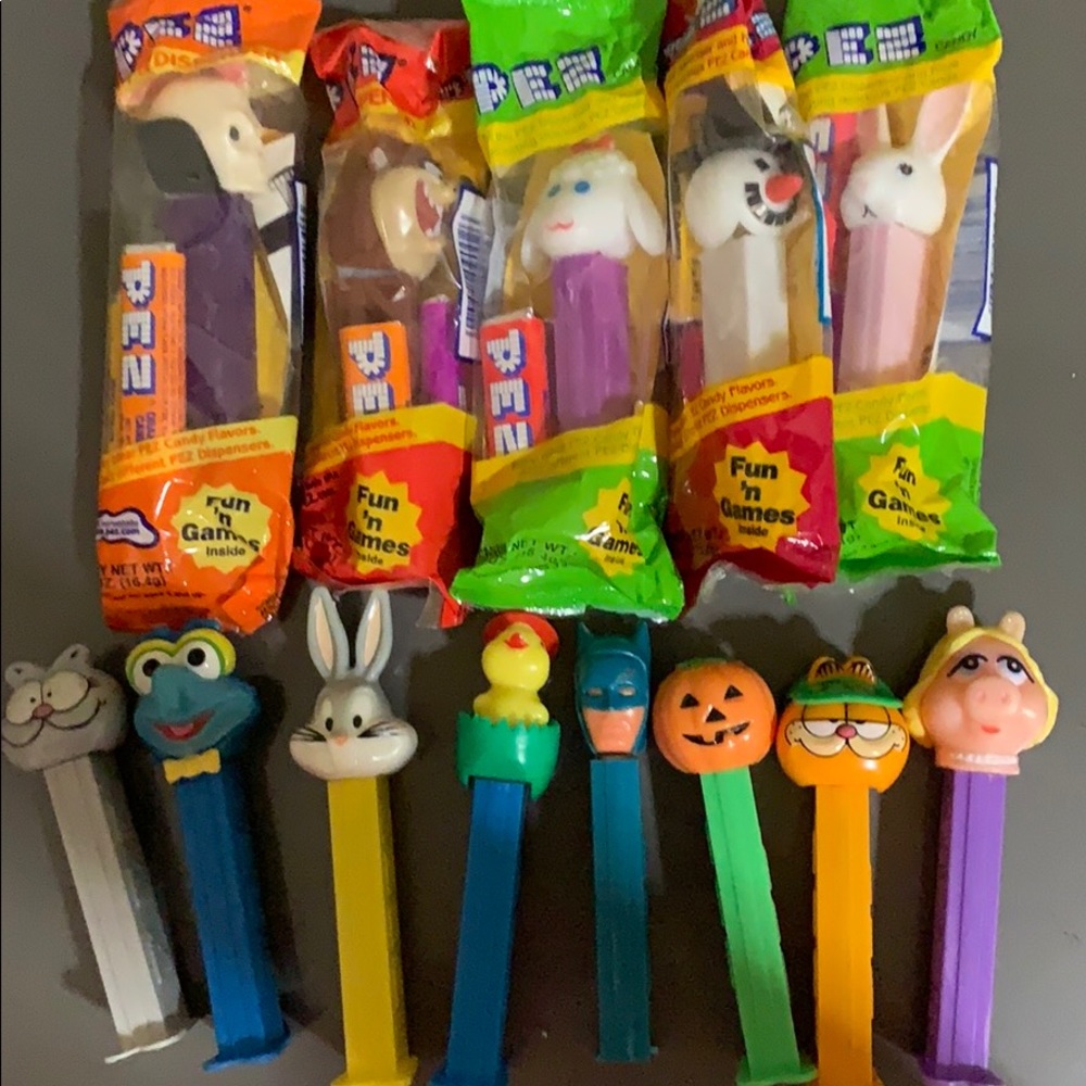 Variety of Pez dispensers.